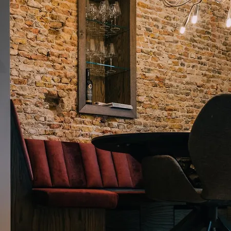 Thebridge29 Boutique Breda